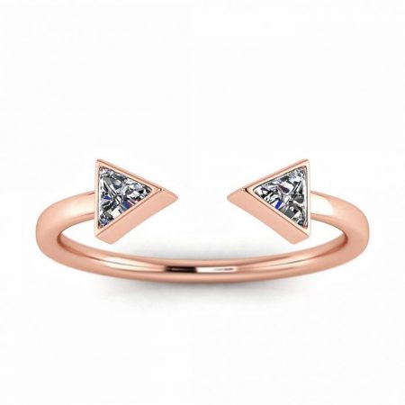 Arrow Trillion Cut Diamond Ring