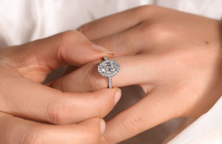 The 8 Diamond Engagement Rings Style in 2021