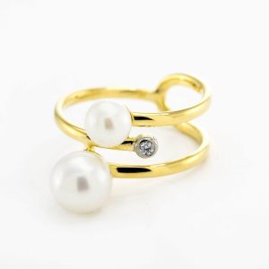 14k Yellow Gold Three Stone Modern Pearl Engagement Ring