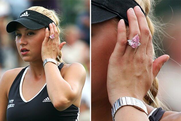Anna Kournikova and Enrique Iglesias - Luxurious Pink Diamond Engagement ring