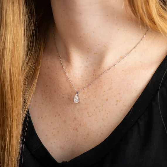 1 Carat Pear Cut Moissanite Diamond Pendant For Women