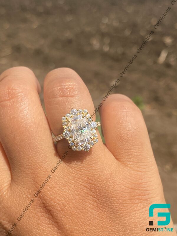Radiant Cut Wedding Ring
