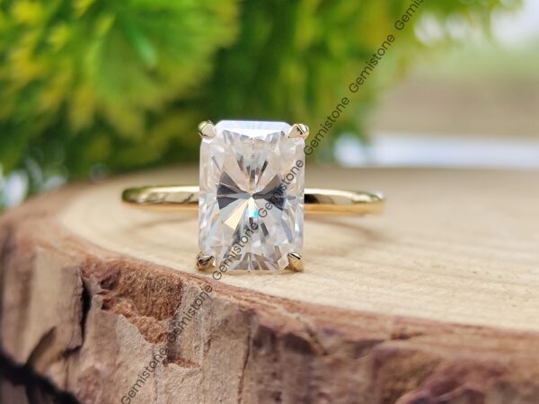 4CT Radiant Diamond Ring